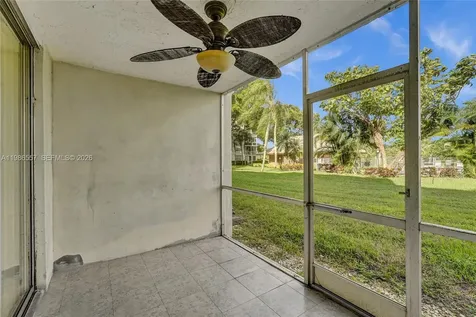 9440 Poinciana Place Davie FL 33324