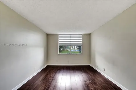 9440 Poinciana Place Davie FL 33324