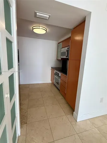 6365 Collins Avenue Miami Beach FL 33141