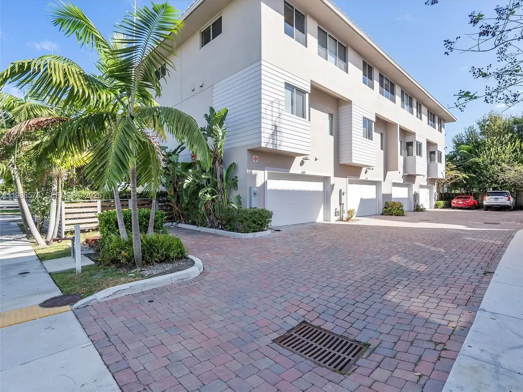 Fort Lauderdale FL 33304