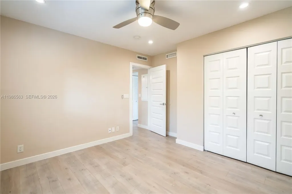 2400 NE 26th Street Fort Lauderdale FL 33305