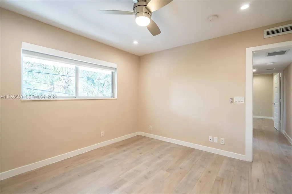 2400 NE 26th Street Fort Lauderdale FL 33305