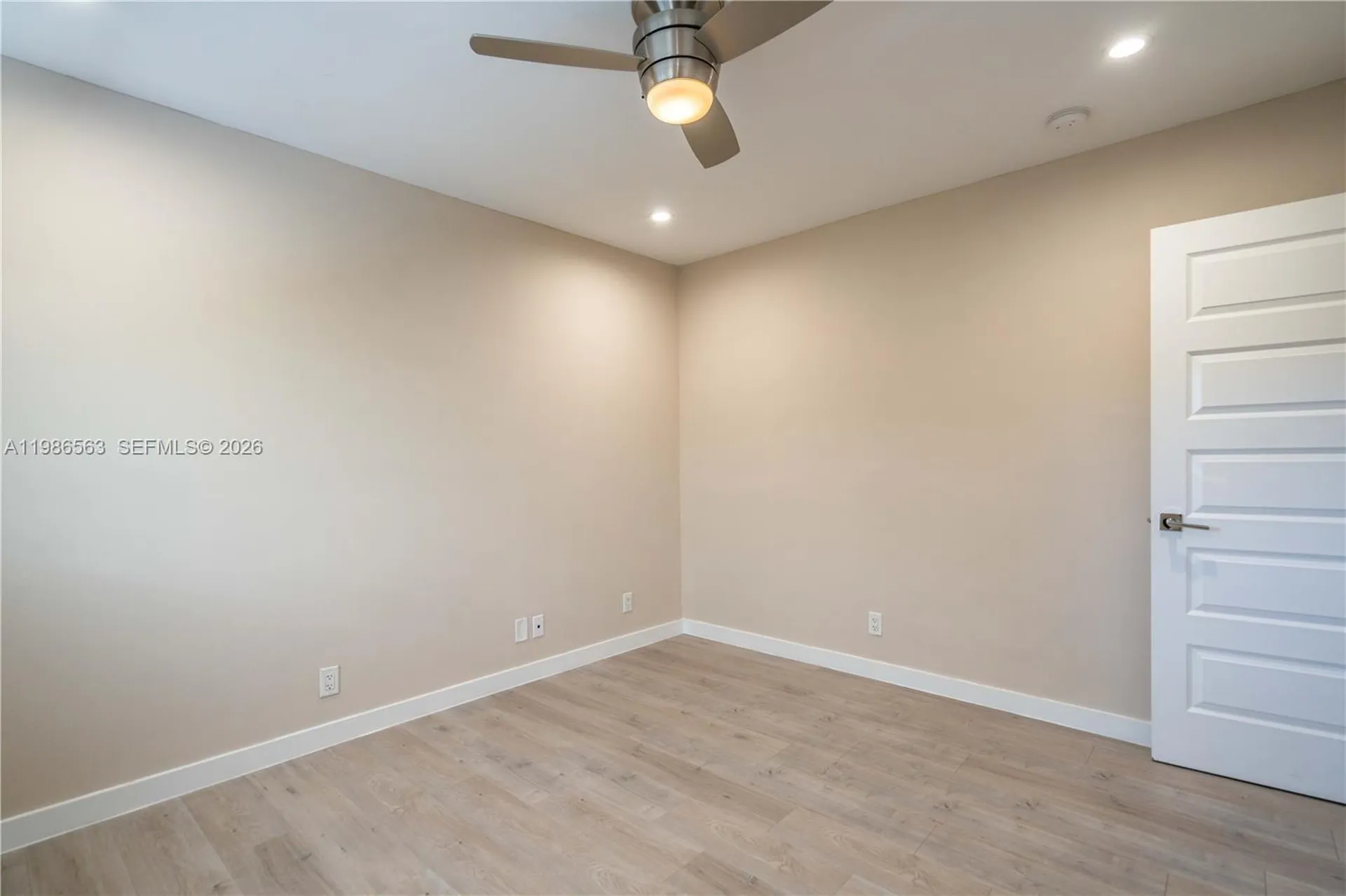 2400 NE 26th Street Fort Lauderdale FL 33305