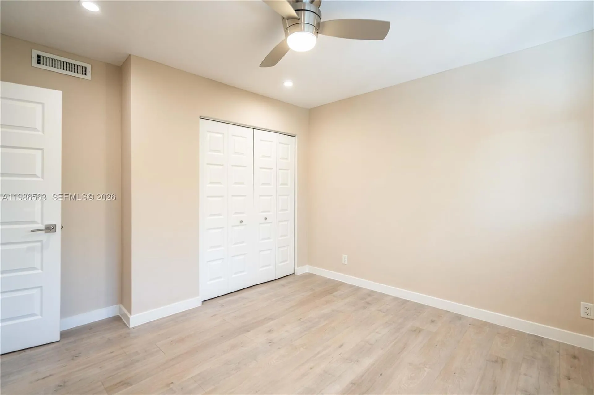 2400 NE 26th Street Fort Lauderdale FL 33305