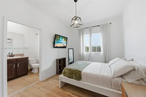 5918 Woodlands Boulevard Tamarac FL 33319
