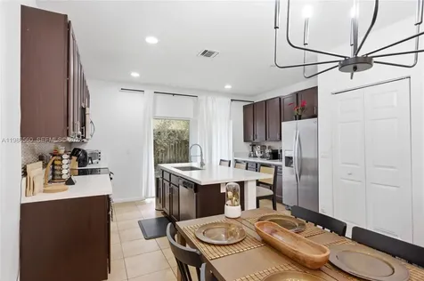 5918 Woodlands Boulevard Tamarac FL 33319