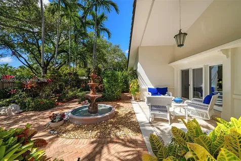 269 Cranwood Drive Key Biscayne FL 33149