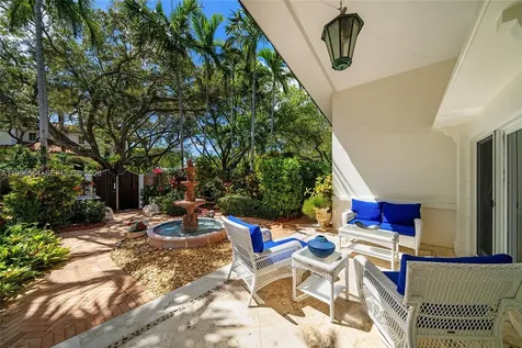 269 Cranwood Drive Key Biscayne FL 33149