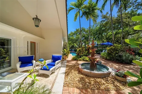 269 Cranwood Drive Key Biscayne FL 33149
