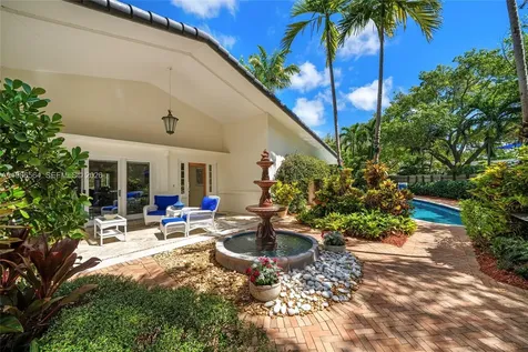 269 Cranwood Drive Key Biscayne FL 33149