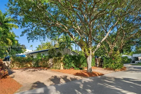269 Cranwood Drive Key Biscayne FL 33149