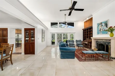 269 Cranwood Drive Key Biscayne FL 33149