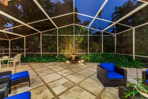 269 Cranwood Drive Key Biscayne FL 33149