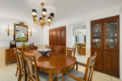 269 Cranwood Drive Key Biscayne FL 33149