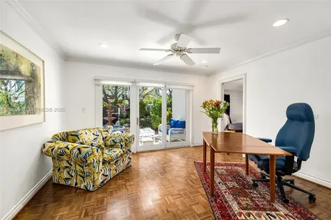 269 Cranwood Drive Key Biscayne FL 33149