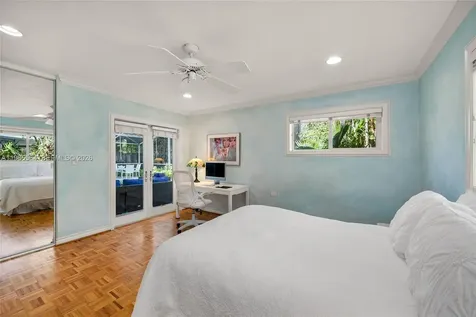 269 Cranwood Drive Key Biscayne FL 33149