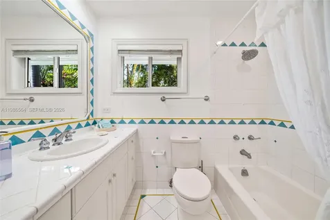 269 Cranwood Drive Key Biscayne FL 33149