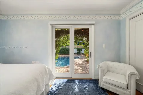 269 Cranwood Drive Key Biscayne FL 33149