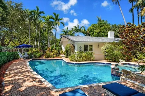 269 Cranwood Drive Key Biscayne FL 33149