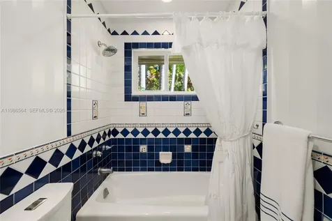 269 Cranwood Drive Key Biscayne FL 33149