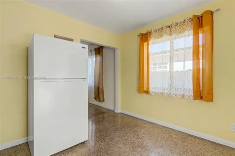 616 NW 3rd Court Hallandale Beach FL 33009
