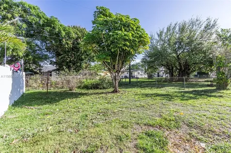 616 NW 3rd Court Hallandale Beach FL 33009