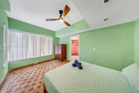843 NW 3rd Street Miami FL 33128