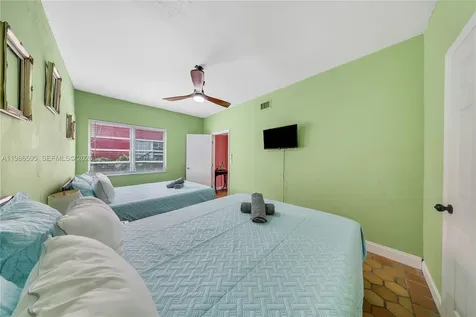 843 NW 3rd Street Miami FL 33128