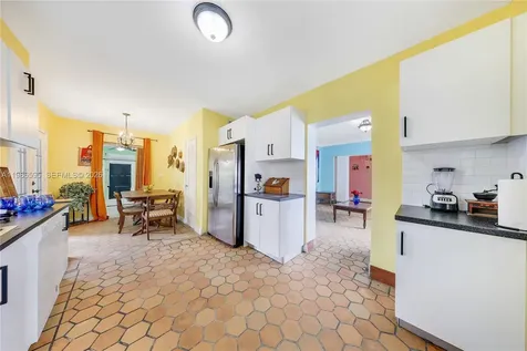 843 NW 3rd Street Miami FL 33128