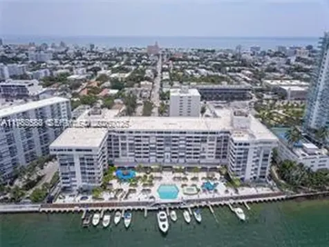 800 West Avenue Miami Beach FL 33139