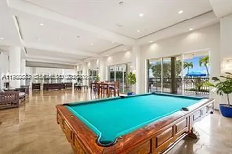 800 West Avenue Miami Beach FL 33139