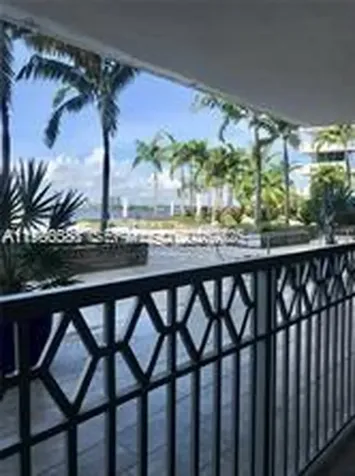 800 West Avenue Miami Beach FL 33139