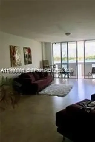 800 West Avenue Miami Beach FL 33139