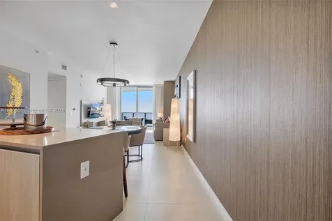 4111 S Ocean Drive Hollywood FL 33019
