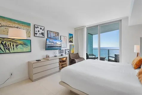 4111 S Ocean Drive Hollywood FL 33019