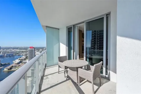 4111 S Ocean Drive Hollywood FL 33019