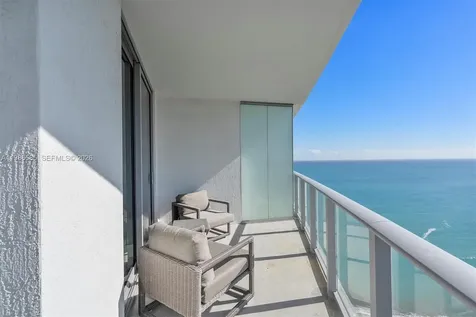 4111 S Ocean Drive Hollywood FL 33019