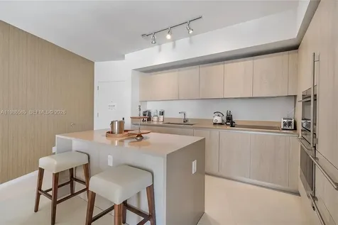 4111 S Ocean Drive Hollywood FL 33019
