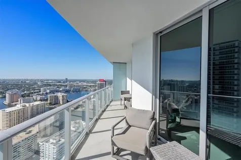 4111 S Ocean Drive Hollywood FL 33019