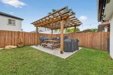 15874 SW 138th Terrace Miami FL 33196