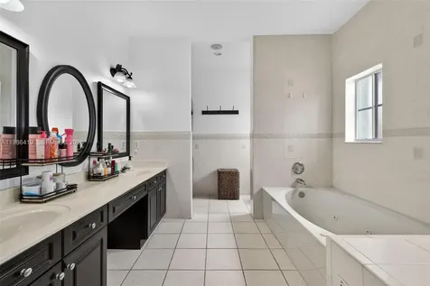 15874 SW 138th Terrace Miami FL 33196