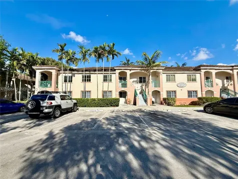 2251 NW 77th Way Pembroke Pines FL 33024