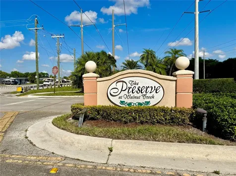 2251 NW 77th Way Pembroke Pines FL 33024
