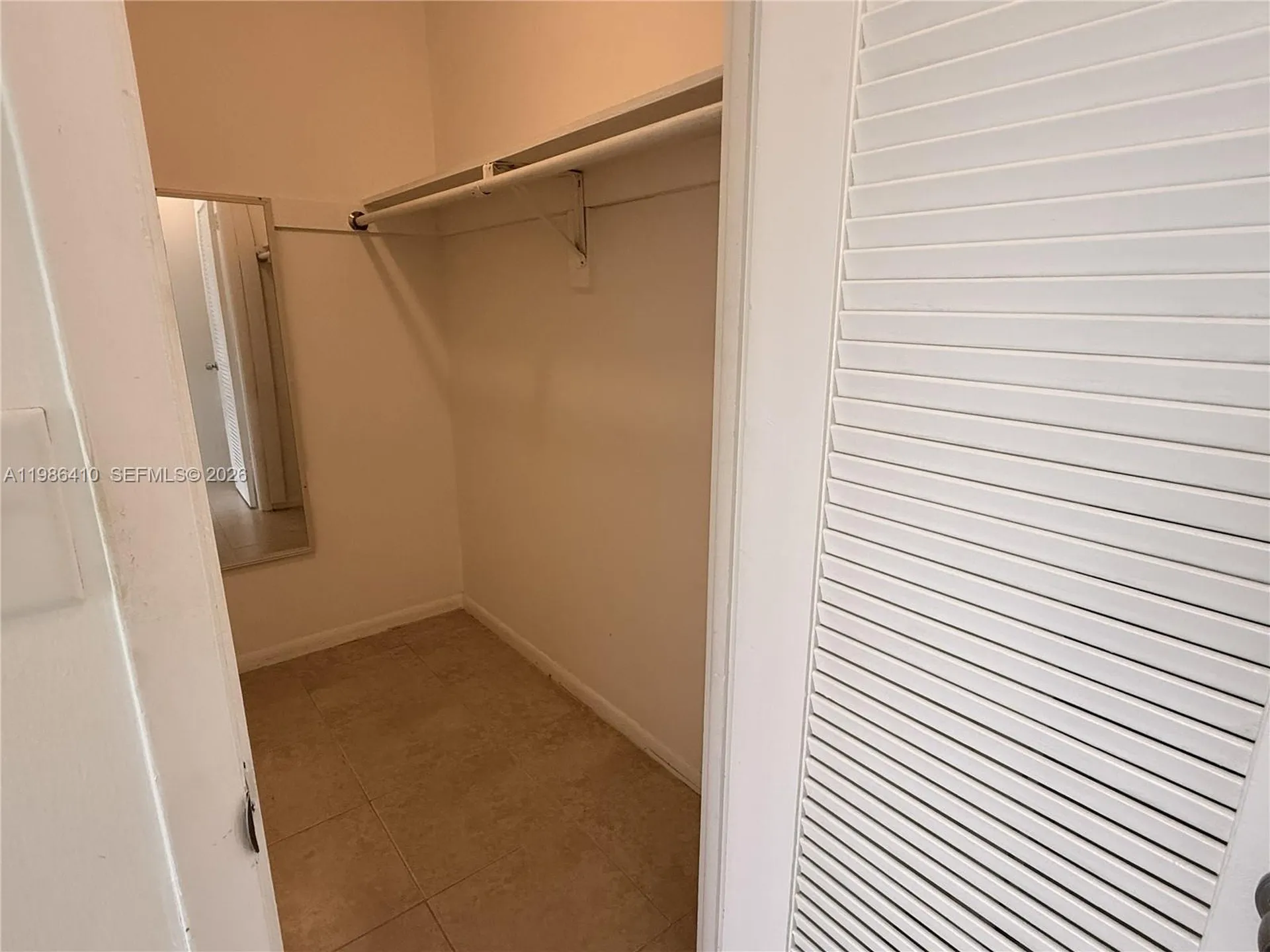 2223 Park Lane Hollywood FL 33021