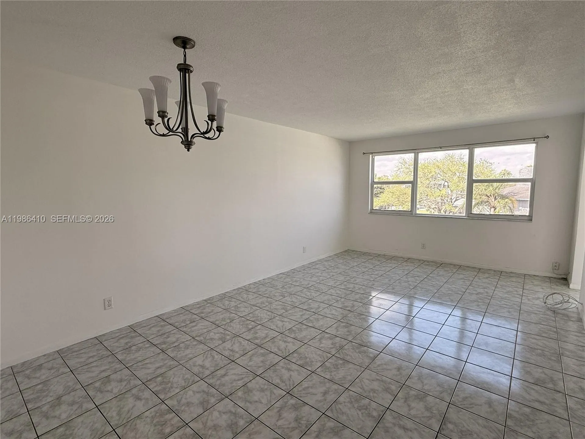 2223 Park Lane Hollywood FL 33021