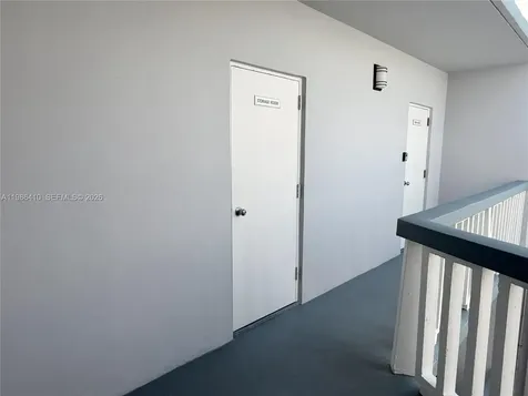 2223 Park Lane Hollywood FL 33021
