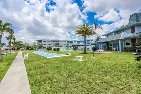 2223 Park Lane Hollywood FL 33021