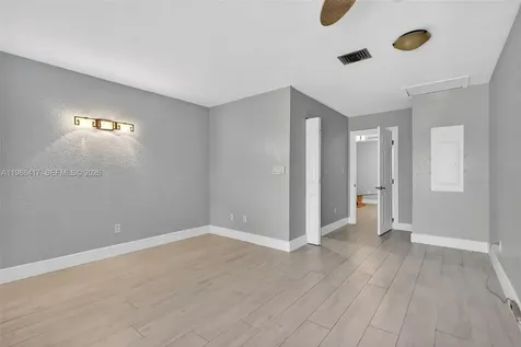 217 SE 5th Street Dania Beach FL 33004