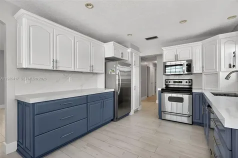 217 SE 5th Street Dania Beach FL 33004