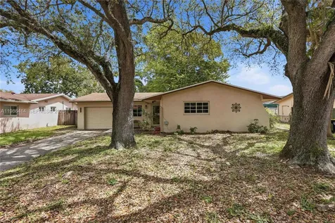 4512 SW 27th Terrace Dania Beach FL 33312